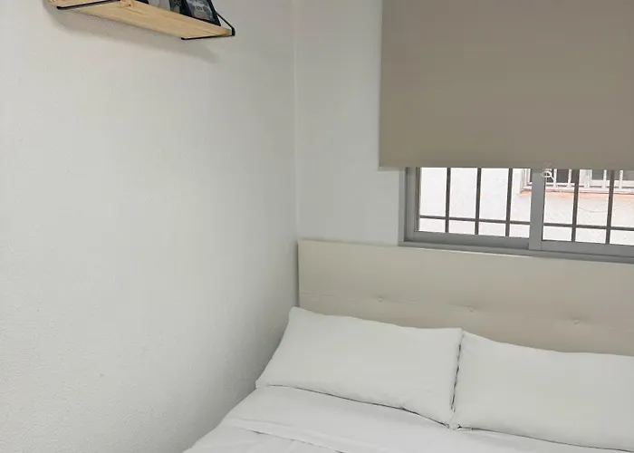 Junto Palacio De Viana -alojamientos El Duque Gæstehus *